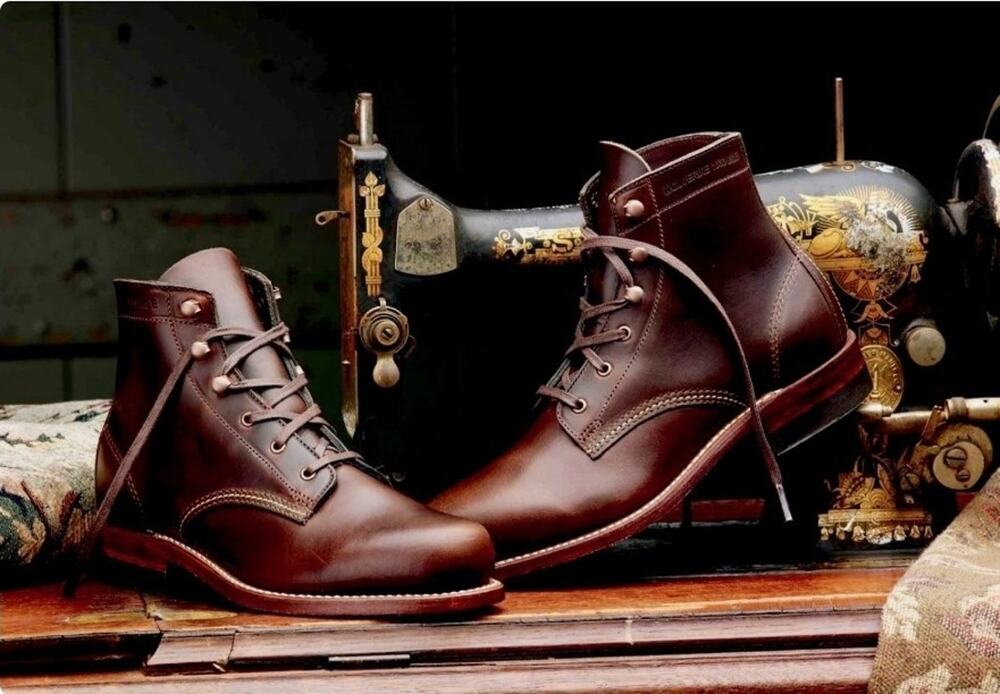 $439 Wolverine Brown Leather 1000 Mile Round Plain Toe Vibram Ankle Boots 8.5 D